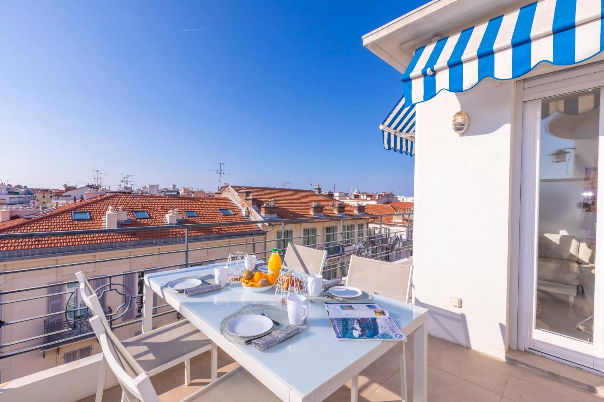 Rooftop At Palais De La Buffa - Happy Nizza